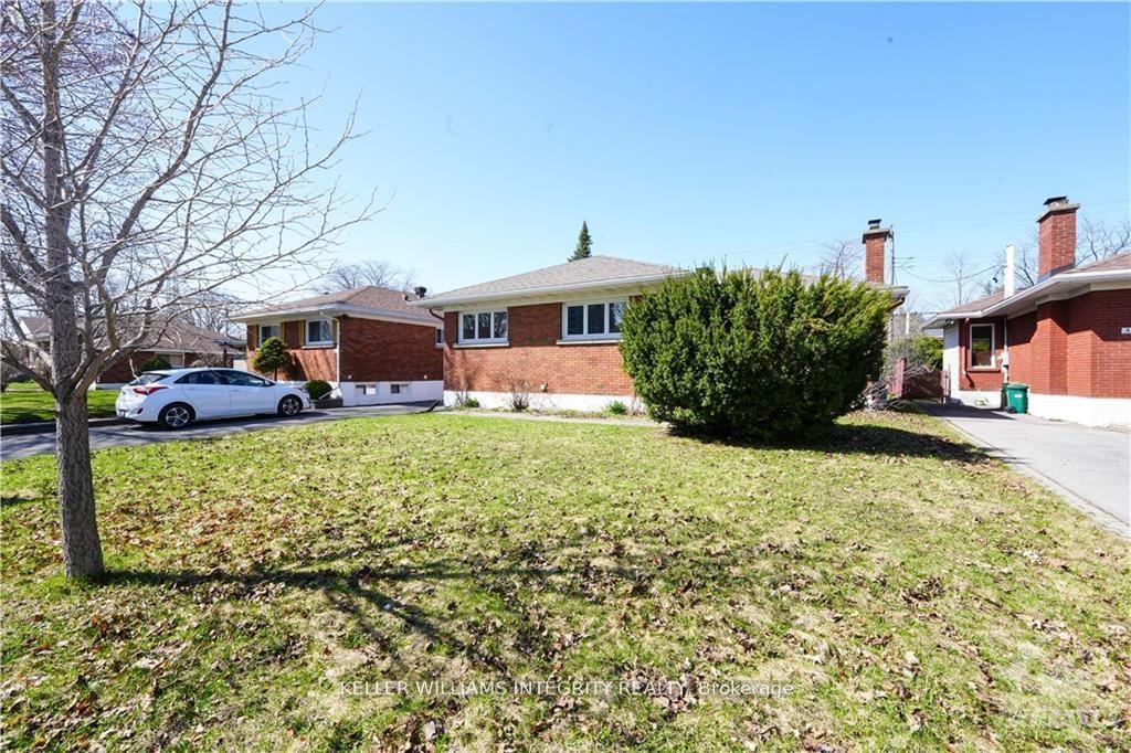 Photo 25 of Unit A, 525 Browning Avenue, Ottawa, Riverview Park — HOMEH