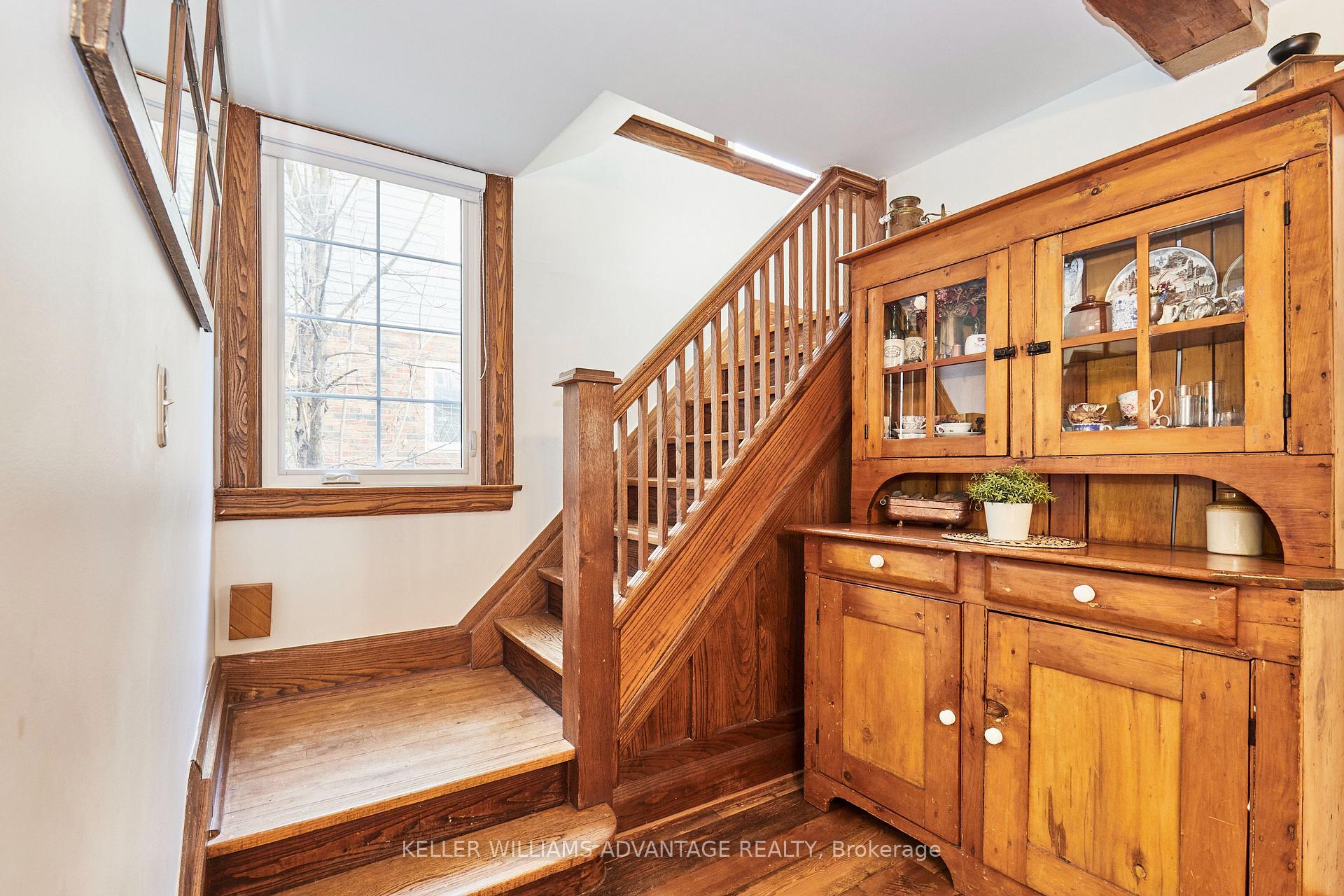 Photo 19 of 46 Thirty-Sixth Street, Etobicoke, Long Branch — HOMEH