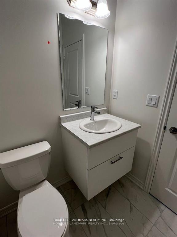 Photo 10 of 60 Shepherd Drive, Barrie, Rural Barrie Southeast — HOMEH