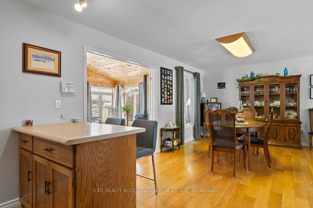 Photo 12 of 32 Bayshore Road, Tyendinaga, Mohawks of The Bay of Quinte — HOMEH
