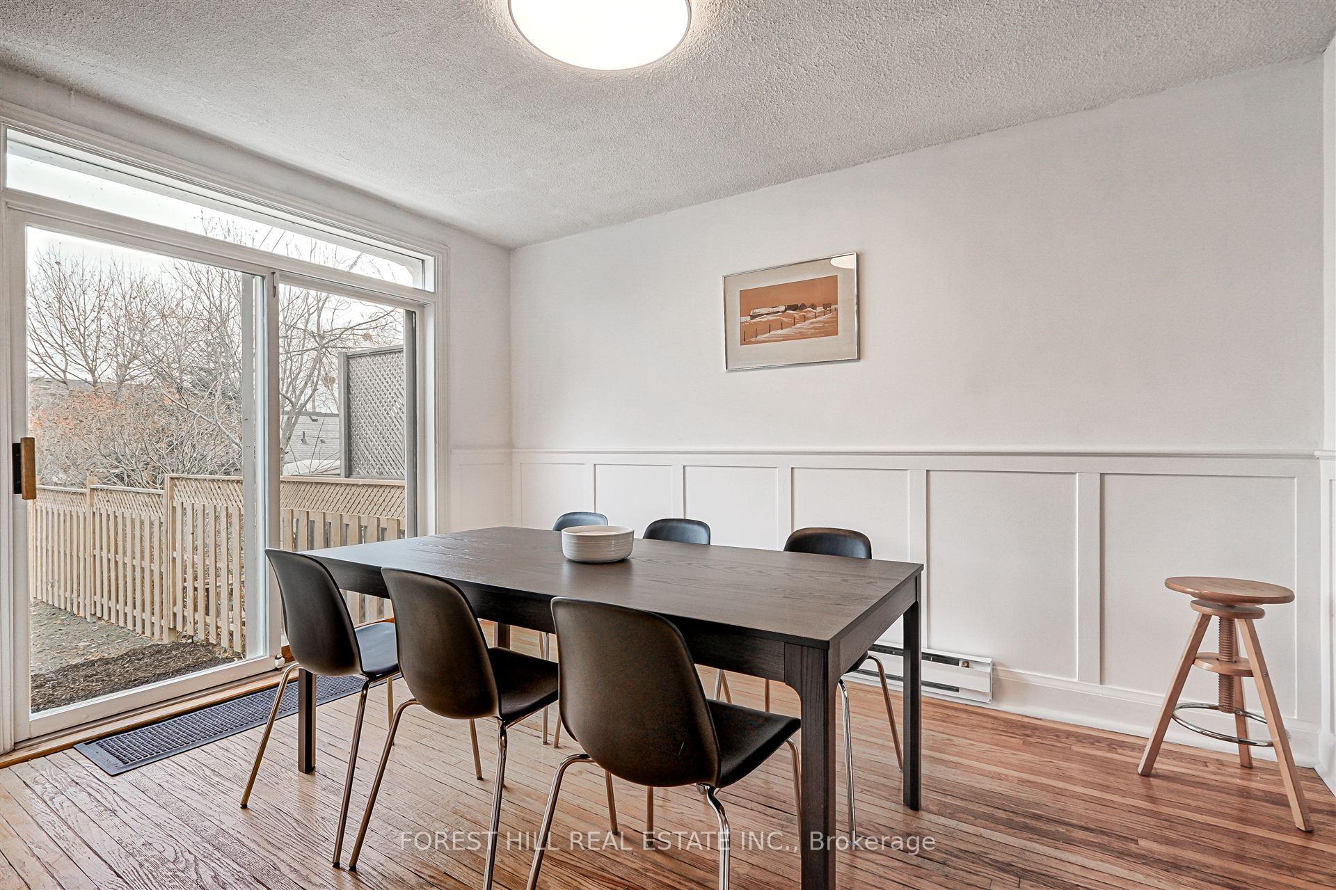 Photo 10 of 5 Sixth Street, Etobicoke, New Toronto — HOMEH