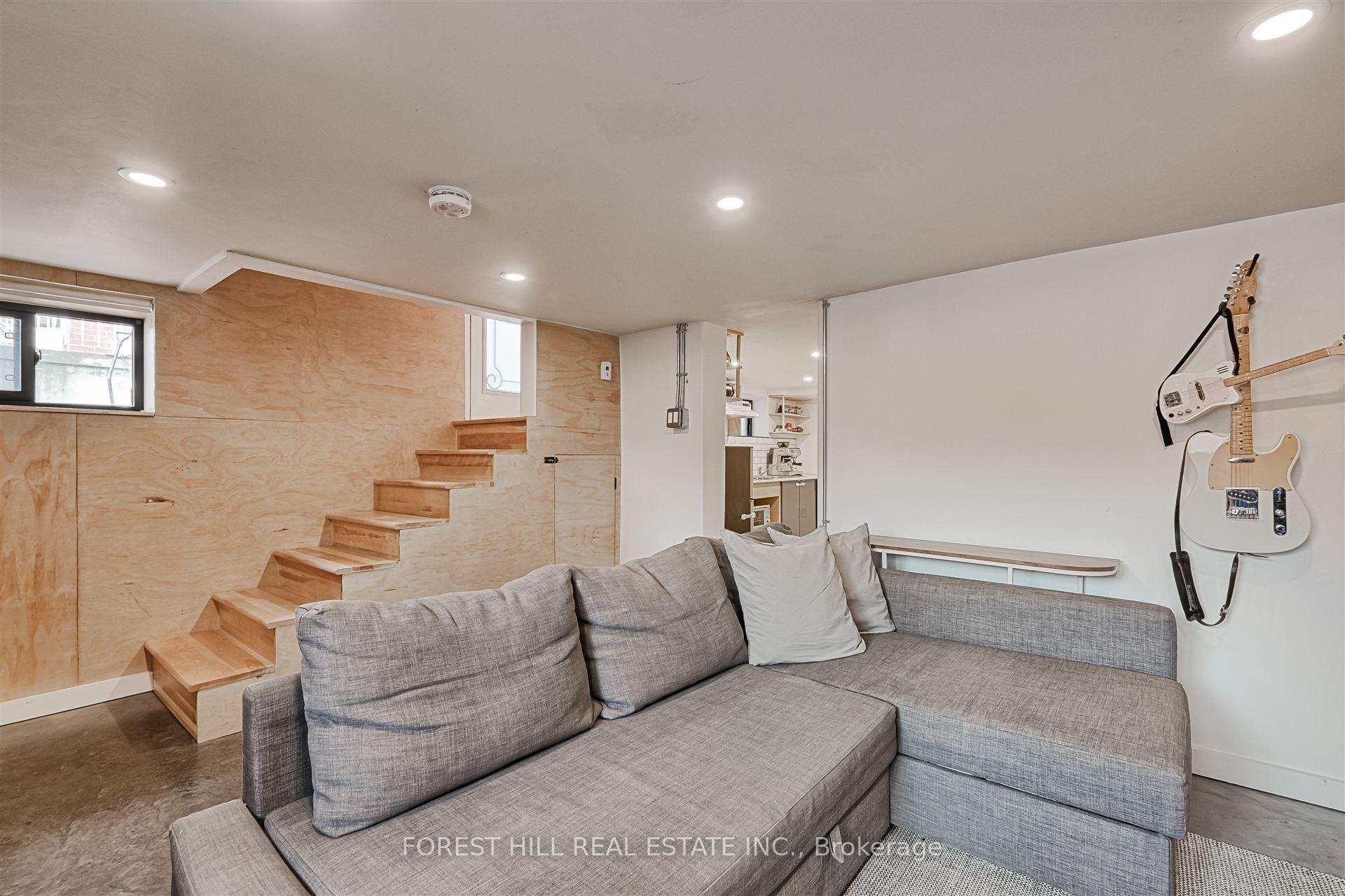 Photo 22 of 5 Sixth Street, Etobicoke, New Toronto — HOMEH