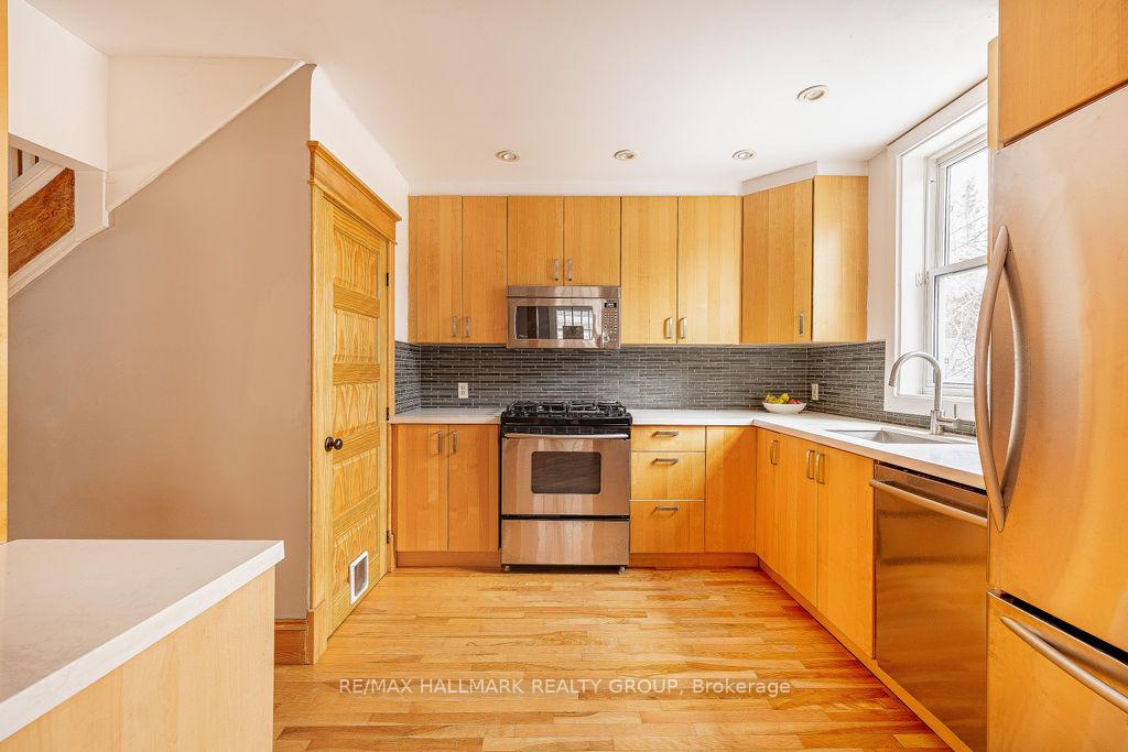 Photo 8 of 47 Clarendon Avenue, Ottawa, Ottawa West — HOMEH