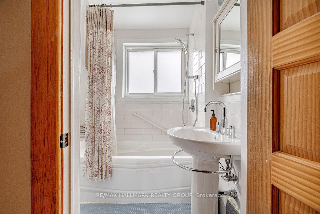Photo 14 of 47 Clarendon Avenue, Ottawa, Ottawa West — HOMEH