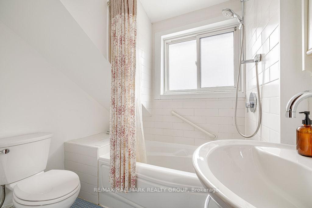 Photo 15 of 47 Clarendon Avenue, Ottawa, Ottawa West — HOMEH