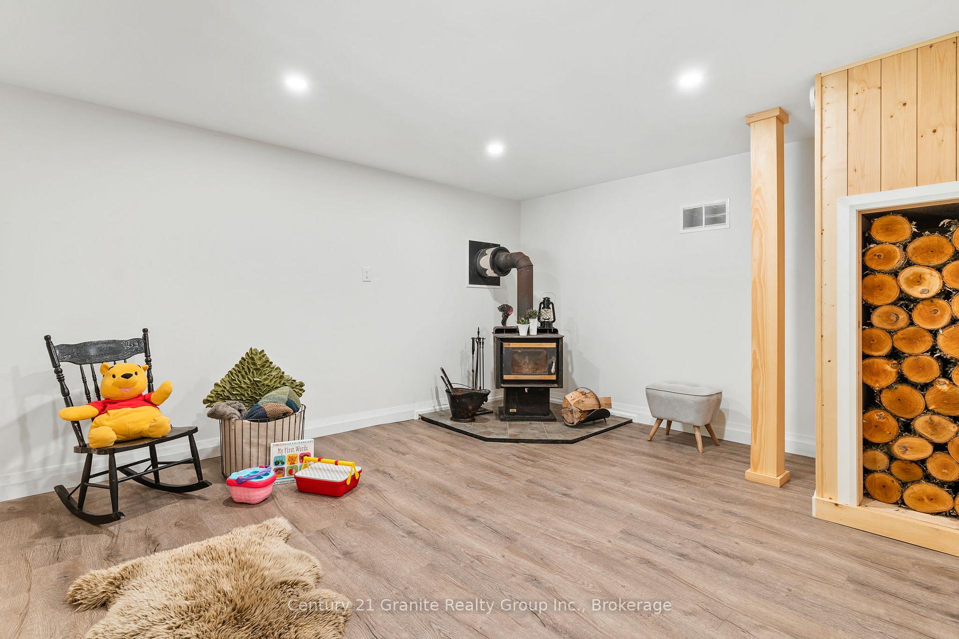 Photo 16 of 10979 Highway 118, Algonquin Highlands, Stanhope — HOMEH