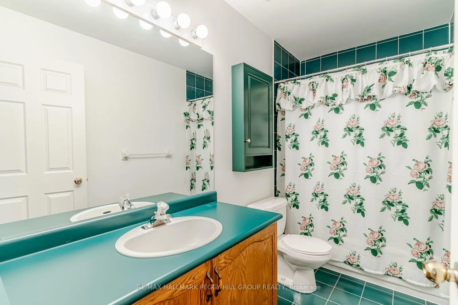 Photo 10 of 63 River Ridge Road, Barrie, Bayshore — HOMEH