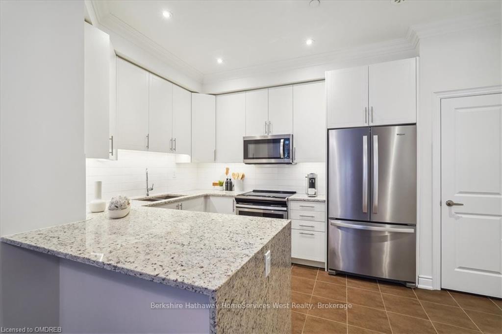 Photo 6 of 79 Elder Avenue, Etobicoke, Long Branch — HOMEH
