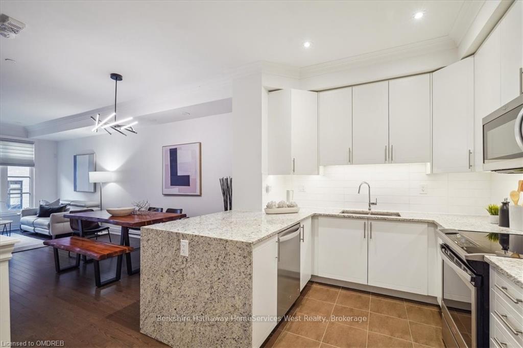 Photo 8 of 79 Elder Avenue, Etobicoke, Long Branch — HOMEH