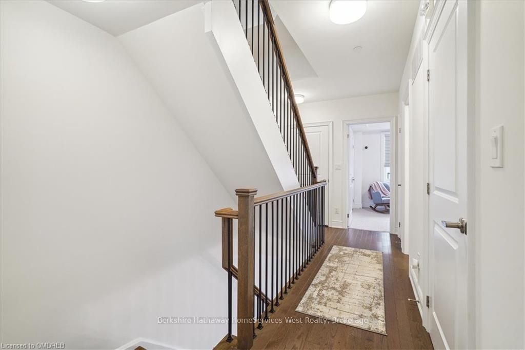 Photo 17 of 79 Elder Avenue, Etobicoke, Long Branch — HOMEH