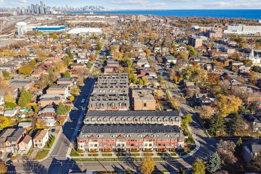 Photo 45 of 79 Elder Avenue, Etobicoke, Long Branch — HOMEH