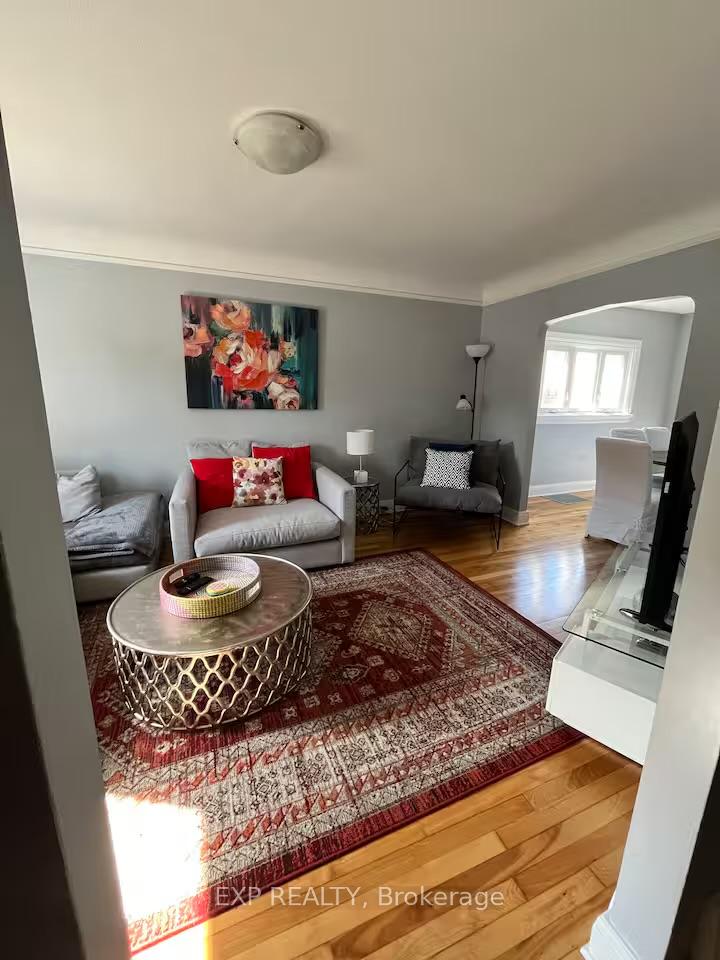 Photo 3 of Unit A, 236 Holland Avenue, Ottawa, Ottawa West — HOMEH