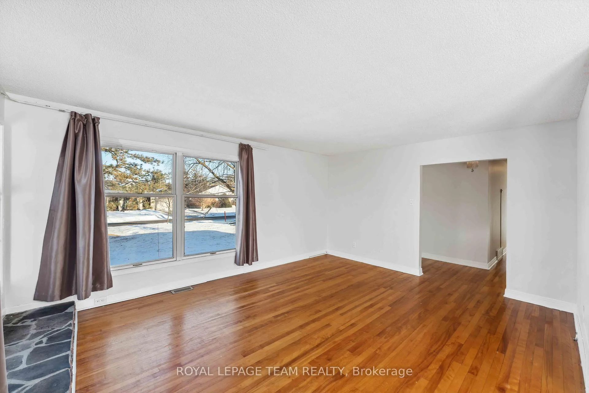 Photo 19 of 420 Billings Avenue, Ottawa, Alta Vista/Faircrest Heights — HOMEH