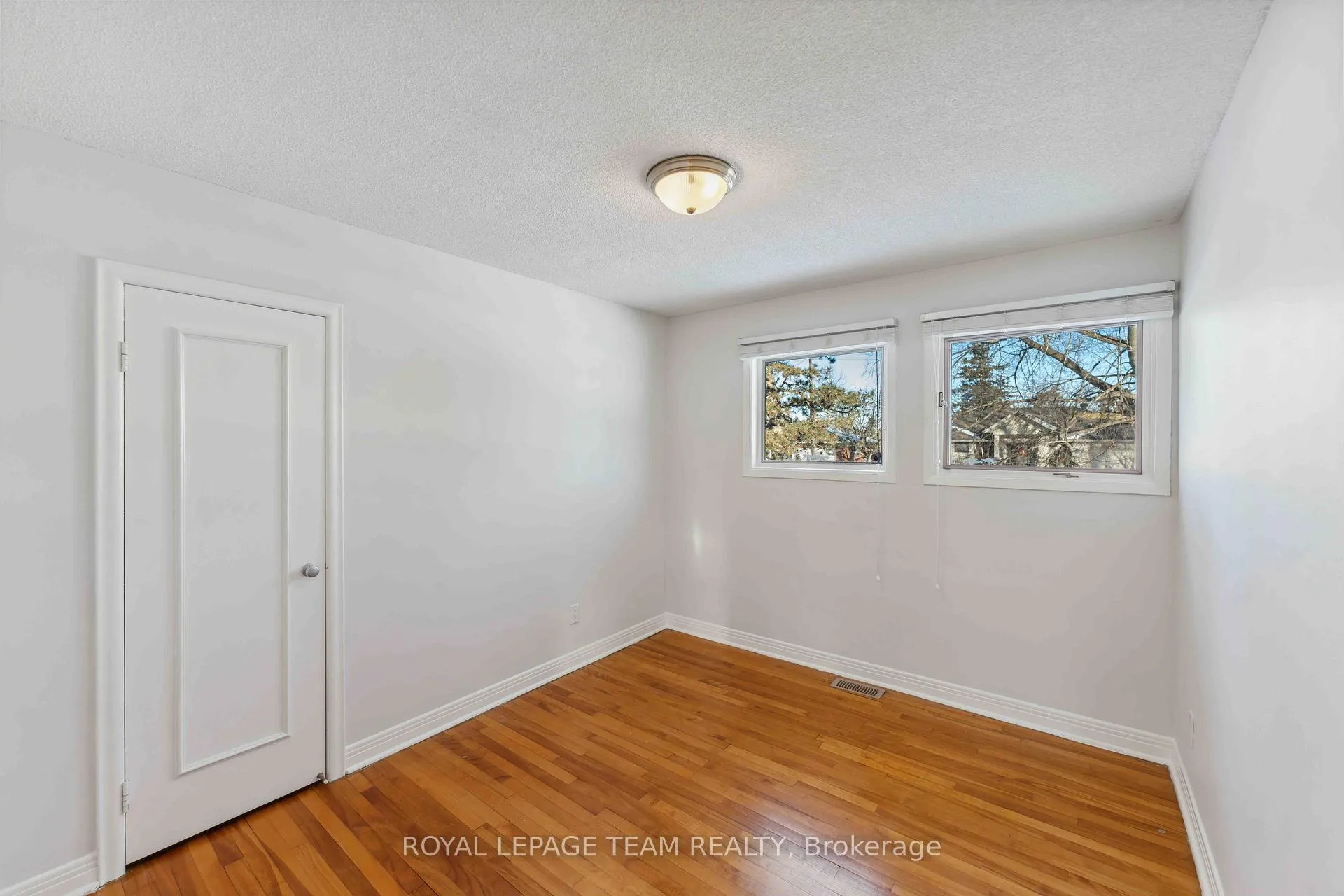 Photo 28 of 420 Billings Avenue, Ottawa, Alta Vista/Faircrest Heights — HOMEH