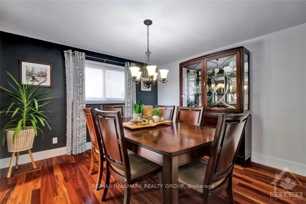 Photo 12 of 11 Alder Crescent, Ottawa, Blackburn Hamlet — HOMEH
