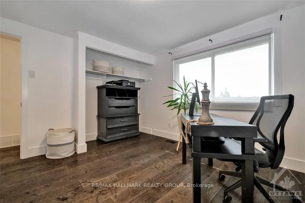 Photo 20 of 11 Alder Crescent, Ottawa, Blackburn Hamlet — HOMEH