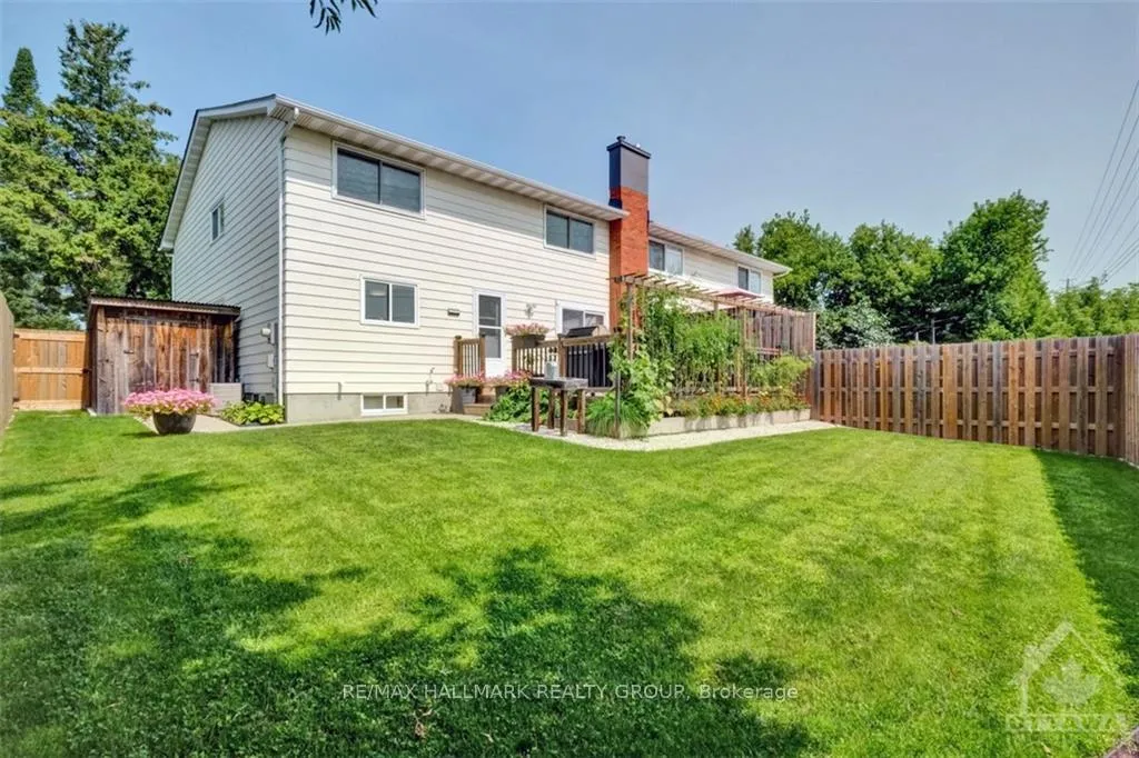 Photo 28 of 11 Alder Crescent, Ottawa, Blackburn Hamlet — HOMEH