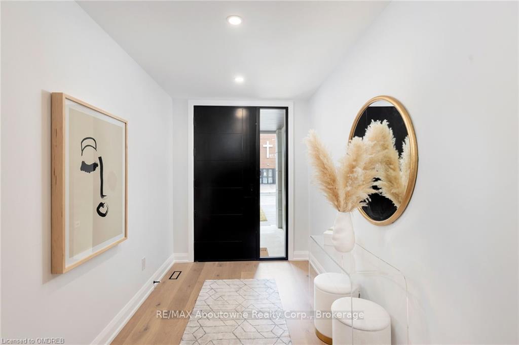 Photo 7 of 103 Tenth Street, Etobicoke, New Toronto — HOMEH