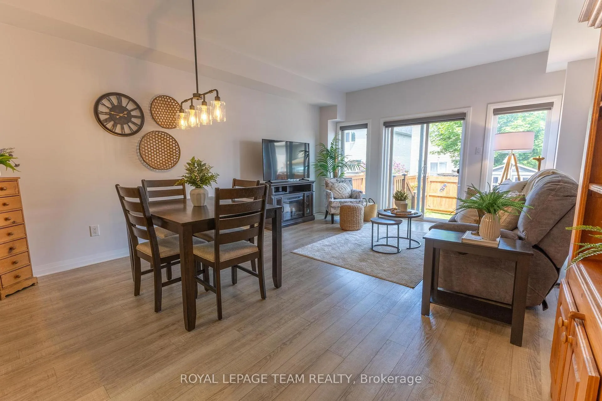 Photo 13 of 12 Mona Mcbride Drive, Arnprior — HOMEH