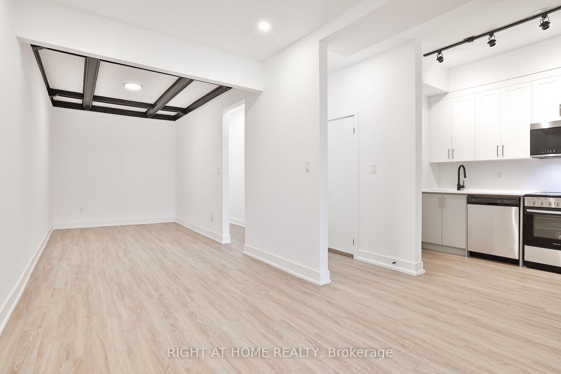Photo 3 of Unit 2F, 554 College Street, Toronto, Palmerston-Little Italy — HOMEH