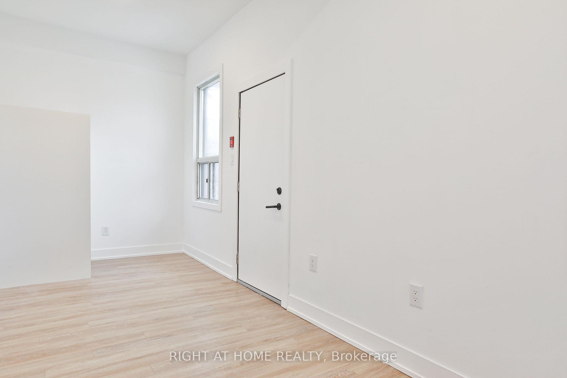 Photo 9 of Unit 2F, 554 College Street, Toronto, Palmerston-Little Italy — HOMEH