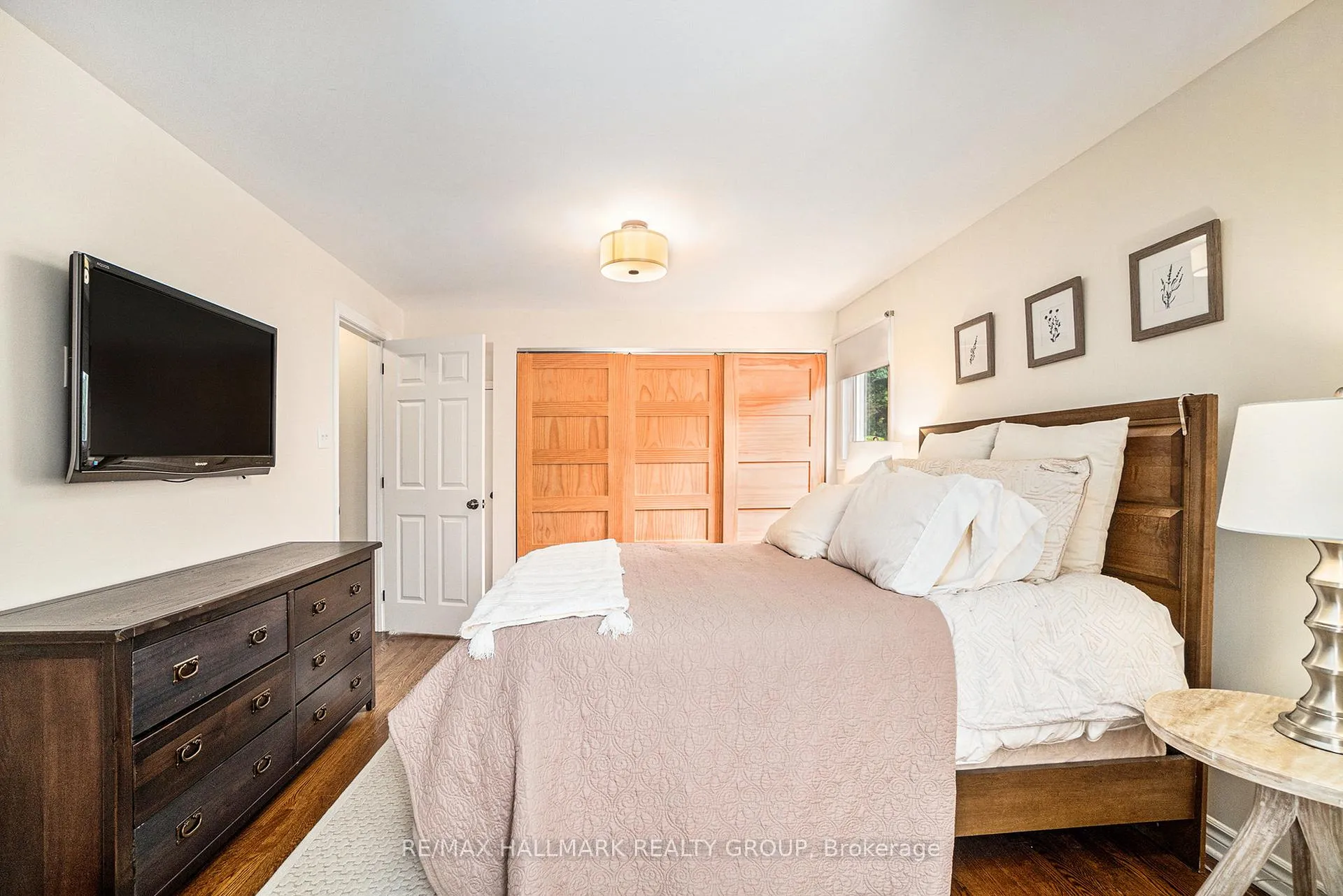 Photo 26 of 617 La Verendrye Drive, Ottawa, Beacon Hill North — HOMEH