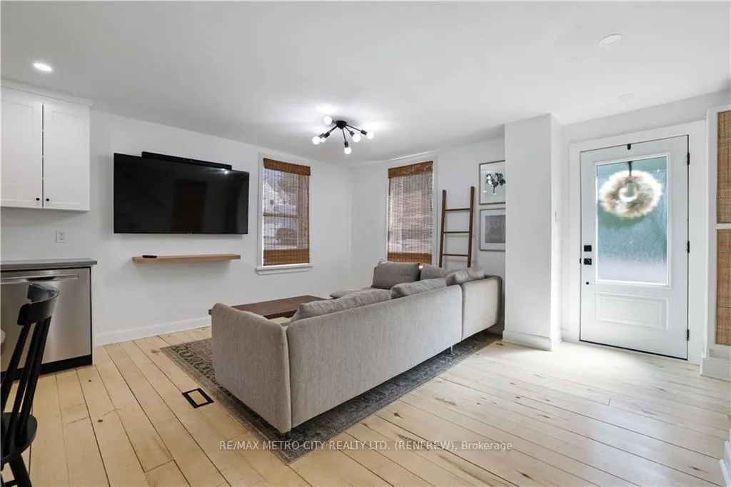 Photo 8 of 4 Groves Street, Admaston/Bromley, Admaston/Bromley — HOMEH