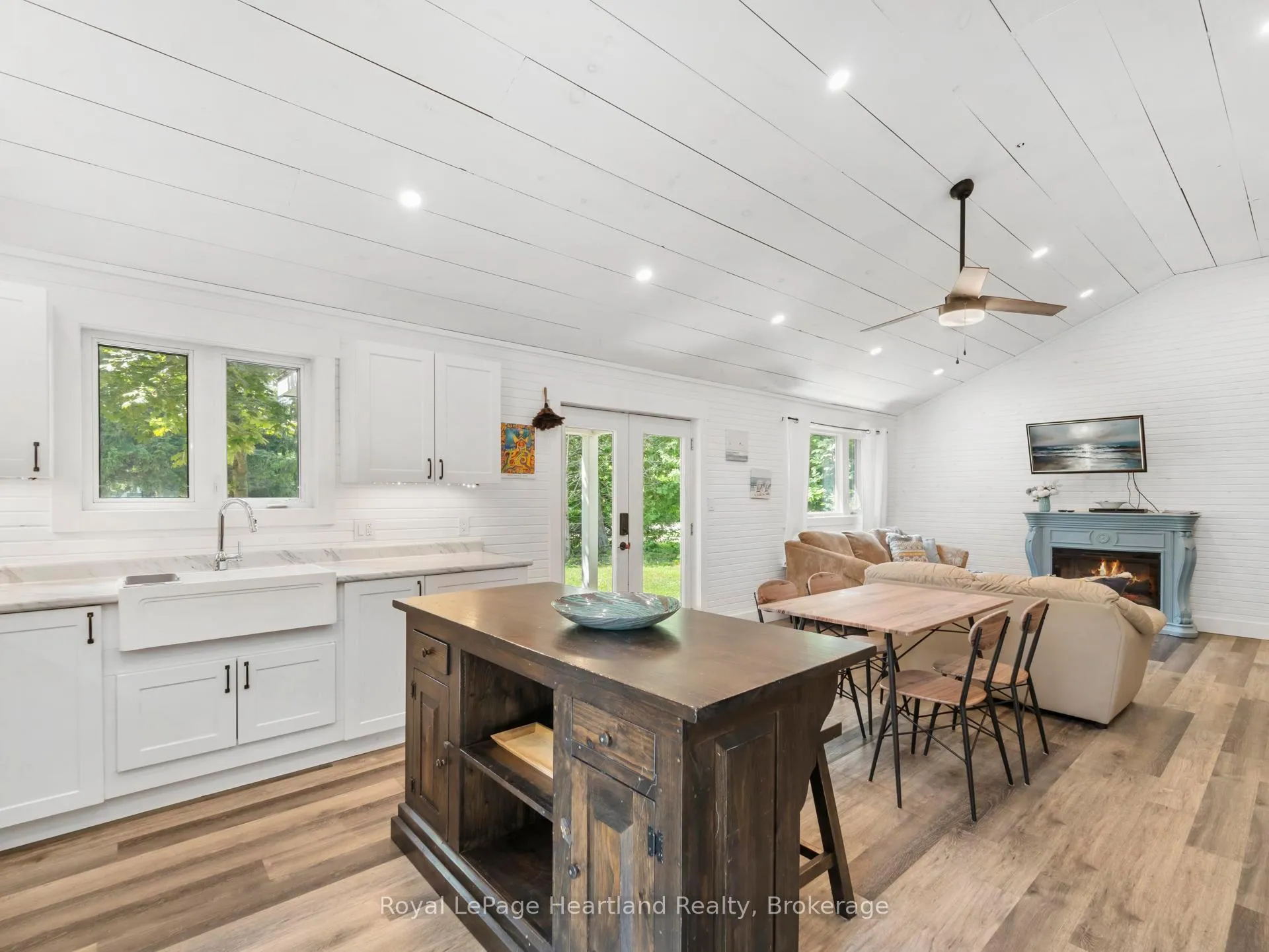 Photo 3 of 83344 David Drive, Ashfield-Colborne-Wawanosh, Ashfield — HOMEH