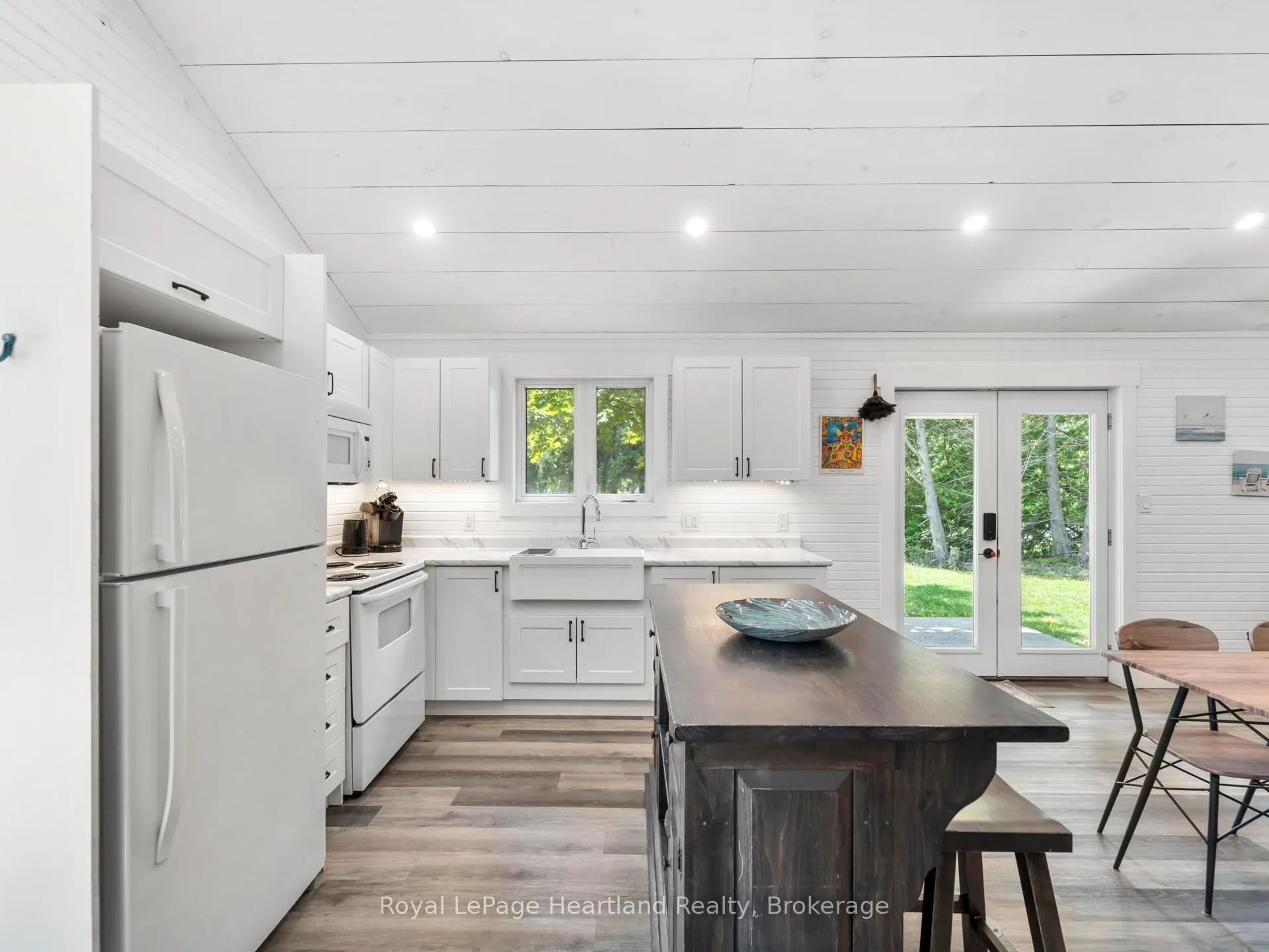 Photo 4 of 83344 David Drive, Ashfield-Colborne-Wawanosh, Ashfield — HOMEH
