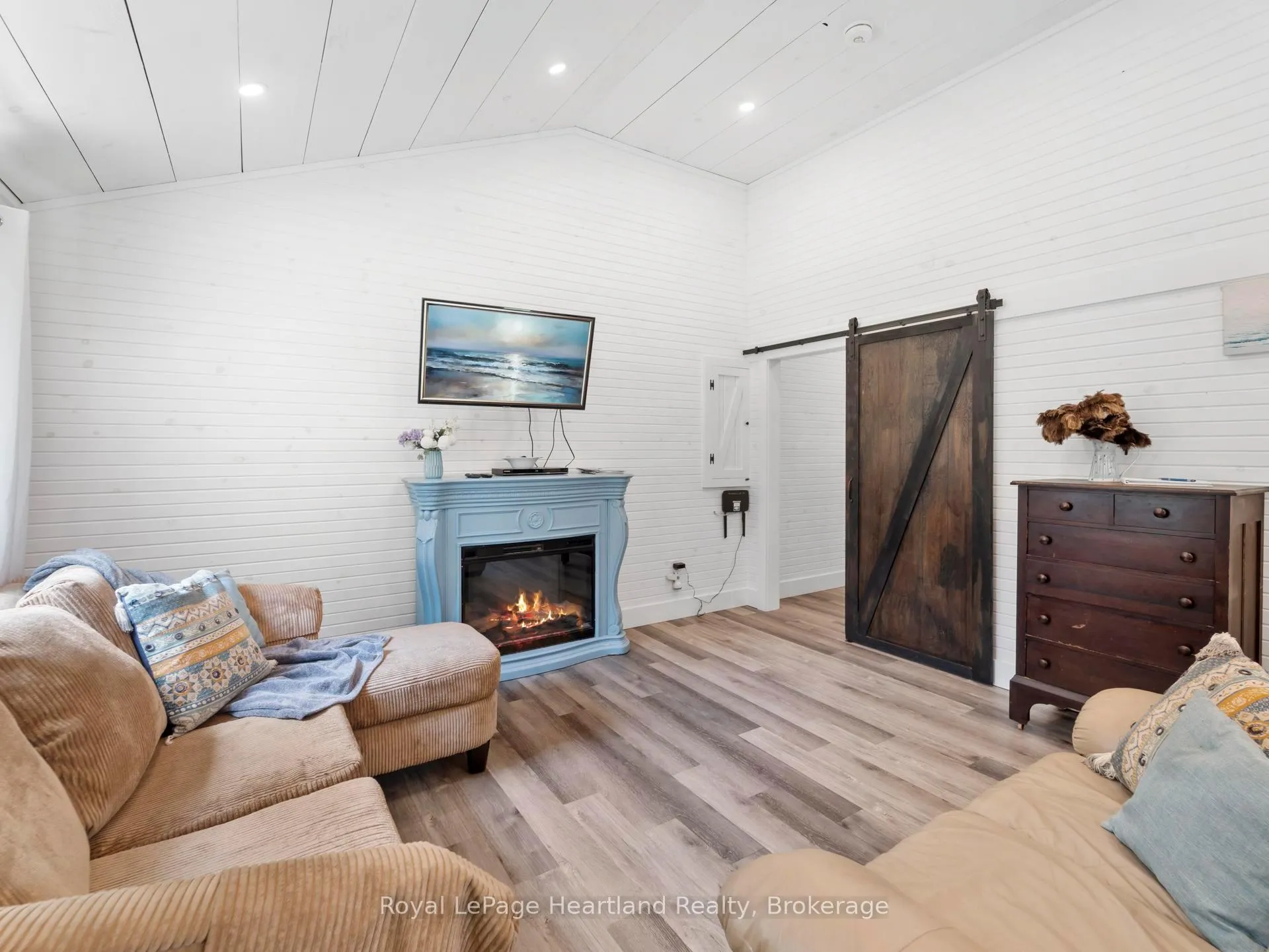 Photo 9 of 83344 David Drive, Ashfield-Colborne-Wawanosh, Ashfield — HOMEH