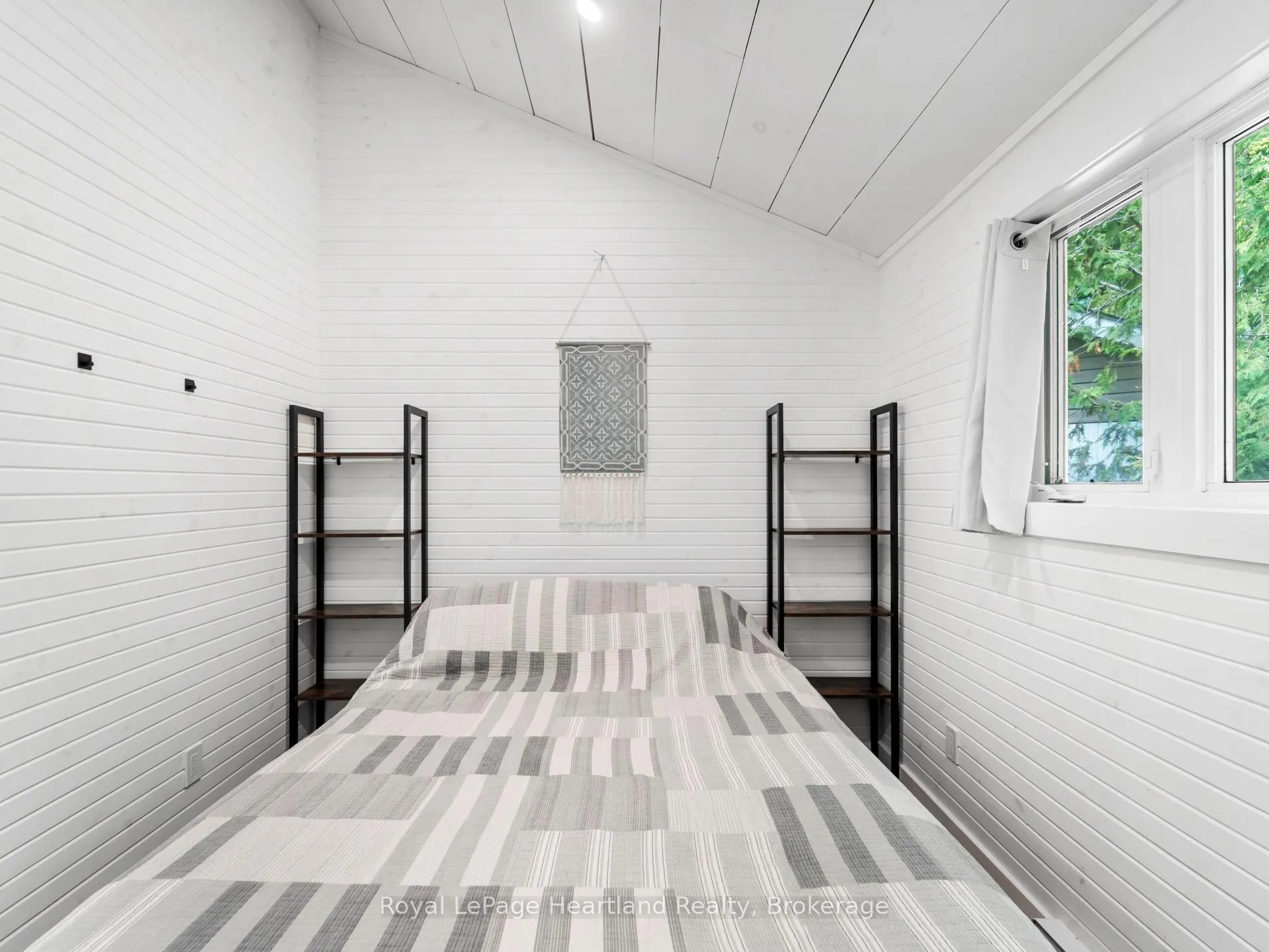 Photo 17 of 83344 David Drive, Ashfield-Colborne-Wawanosh, Ashfield — HOMEH