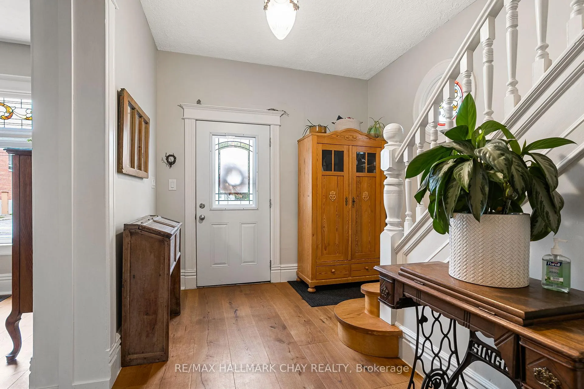 Photo 5 of 25 William Street, Barrie, Allandale — HOMEH