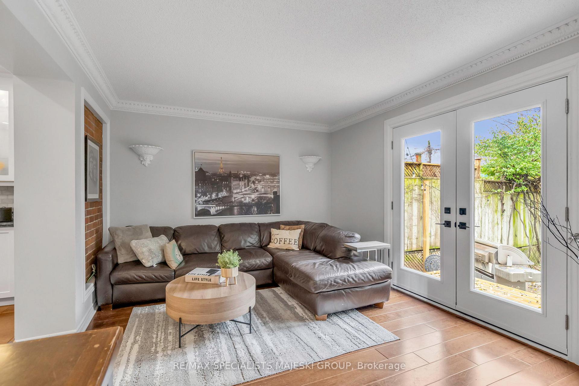 Photo 16 of 50 Cavell Avenue, Etobicoke, Mimico — HOMEH