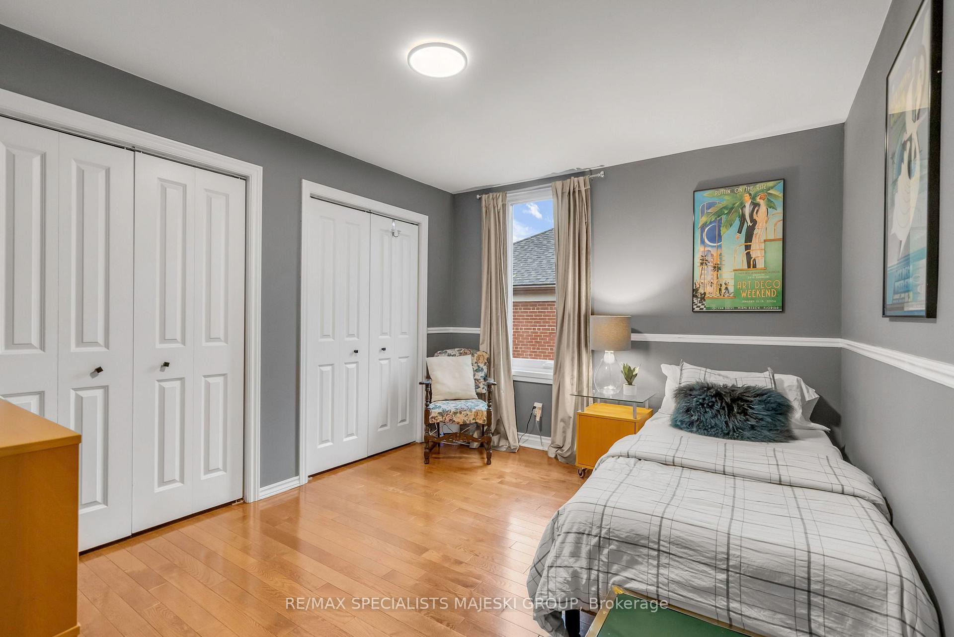 Photo 33 of 50 Cavell Avenue, Etobicoke, Mimico — HOMEH