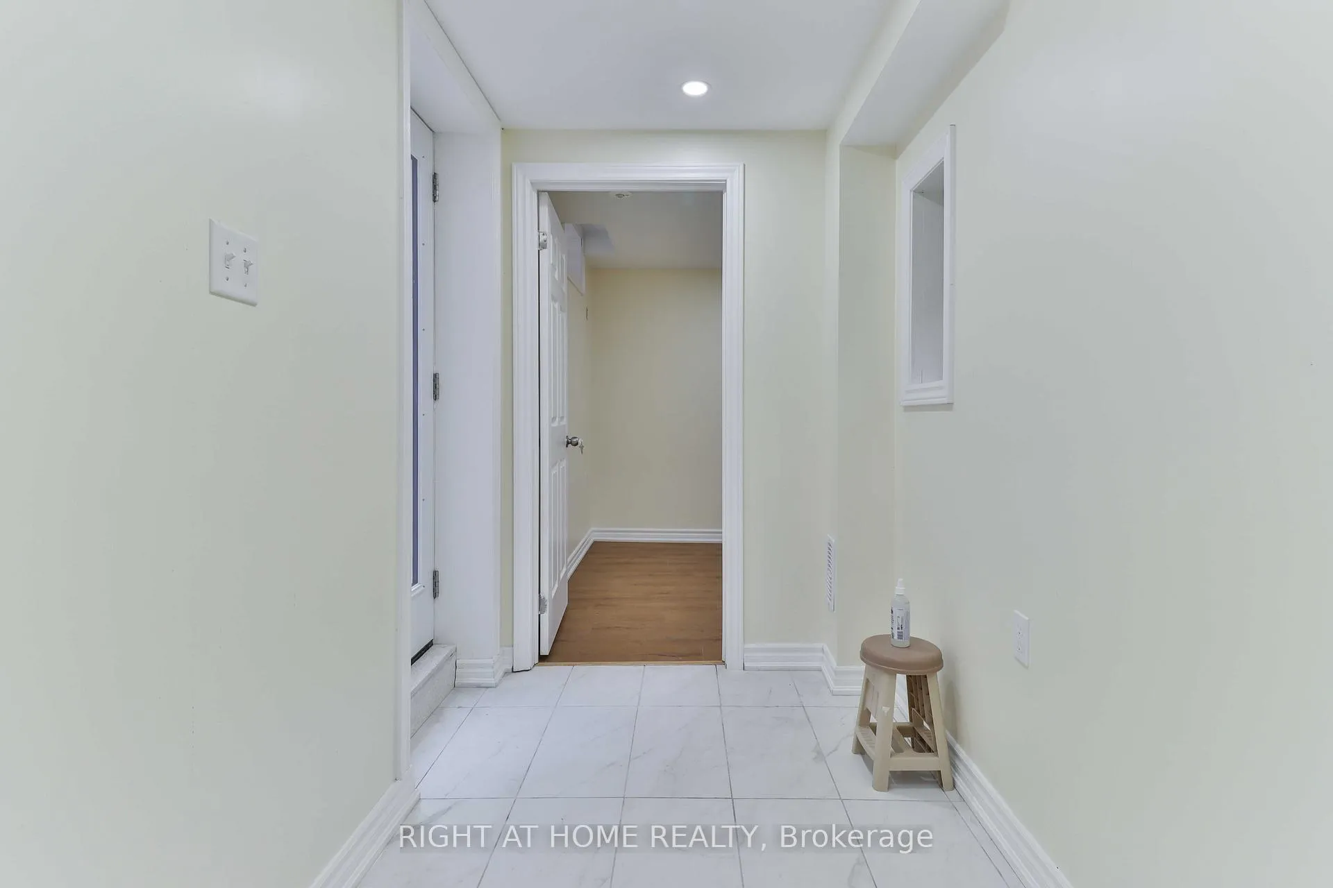 Photo 14 of 34 Seggar Avenue, Ajax, Northwest Ajax — HOMEH
