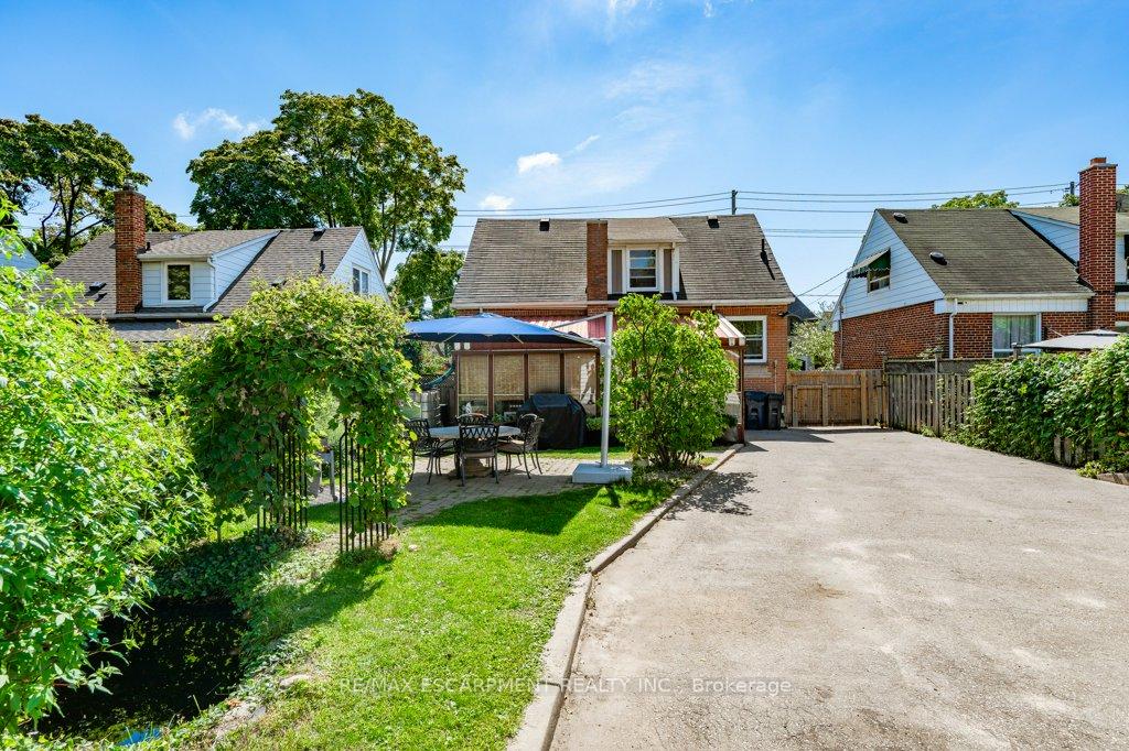 Photo 33 of 412 Valermo Drive, Etobicoke, Alderwood — HOMEH