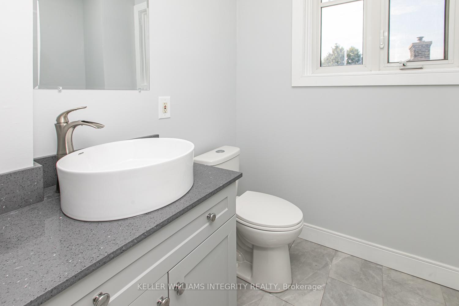 Photo 23 of Unit 2, 106 Harmer Avenue, Ottawa, Ottawa West — HOMEH