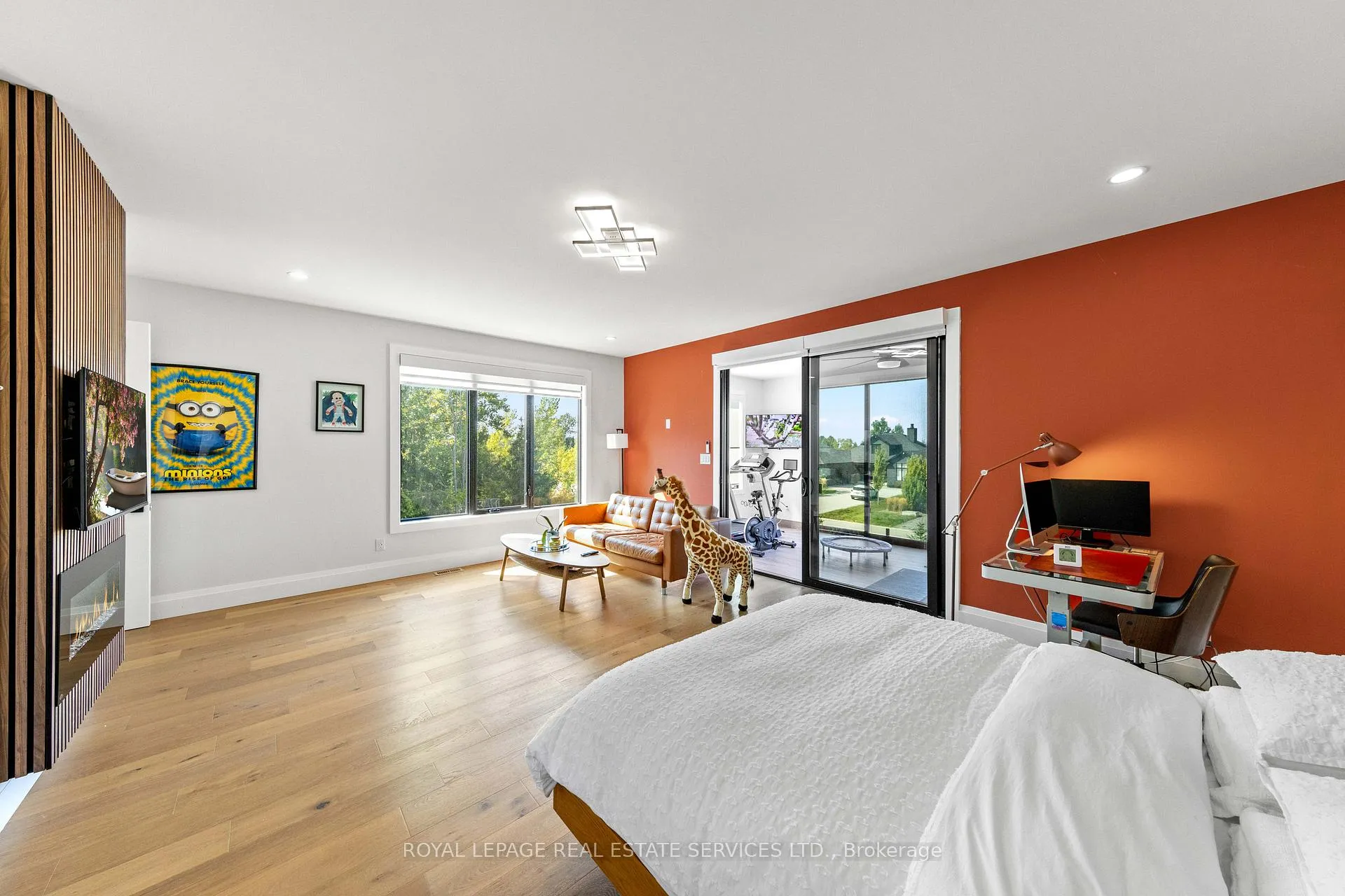 Photo 116 of 118 Barton Boulevard, Blue Mountains — HOMEH