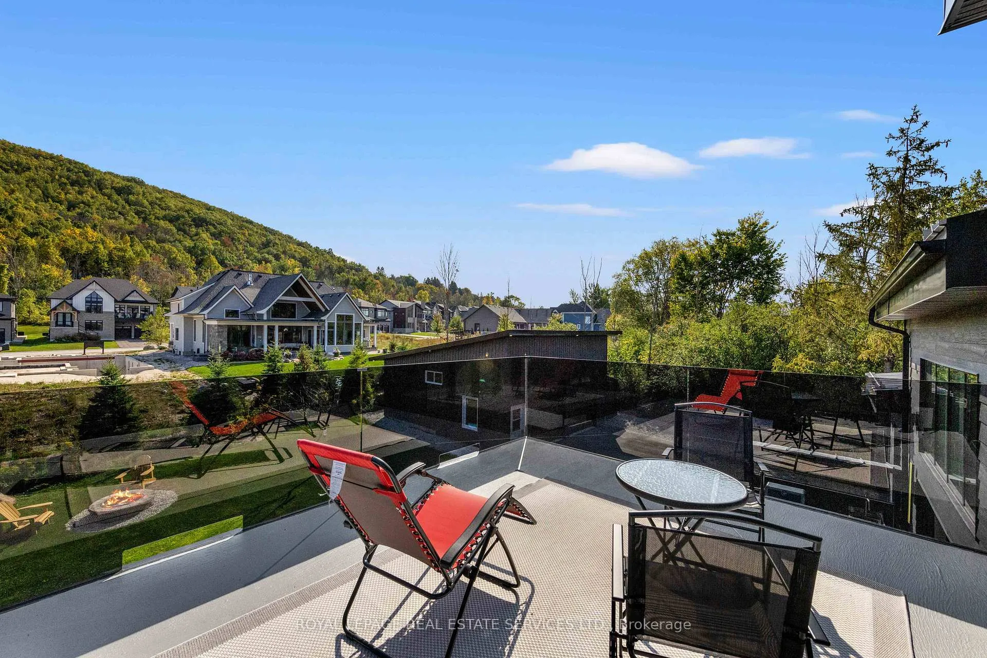 Photo 250 of 118 Barton Boulevard, Blue Mountains — HOMEH