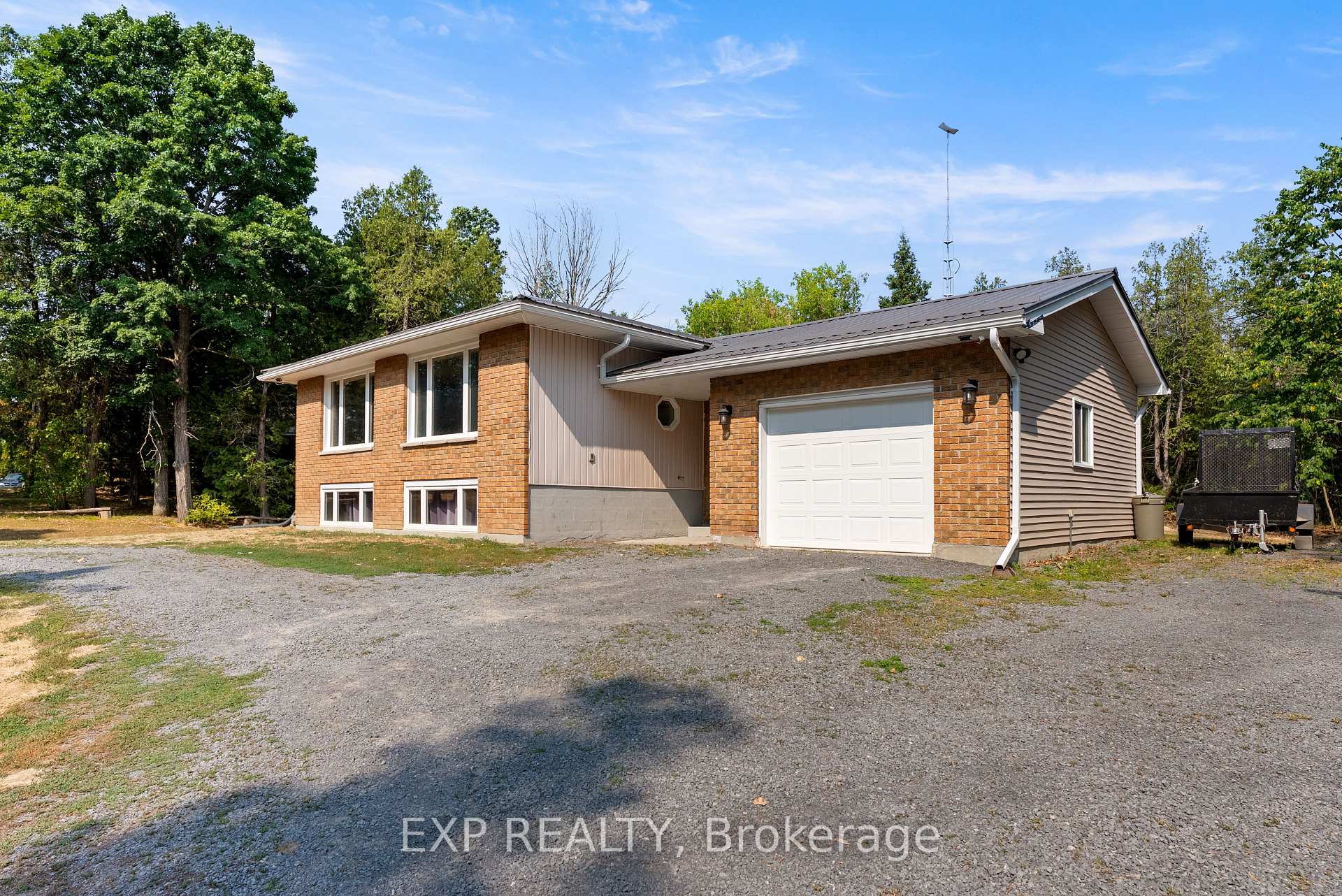 Photo 3 of 2083 Melrose Road, Tyendinaga, Tyendinaga Township — HOMEH
