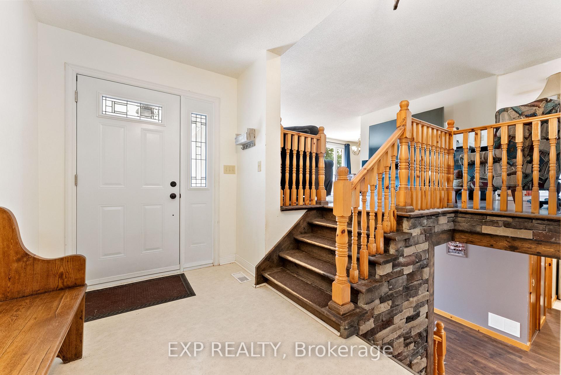 Photo 5 of 2083 Melrose Road, Tyendinaga, Tyendinaga Township — HOMEH