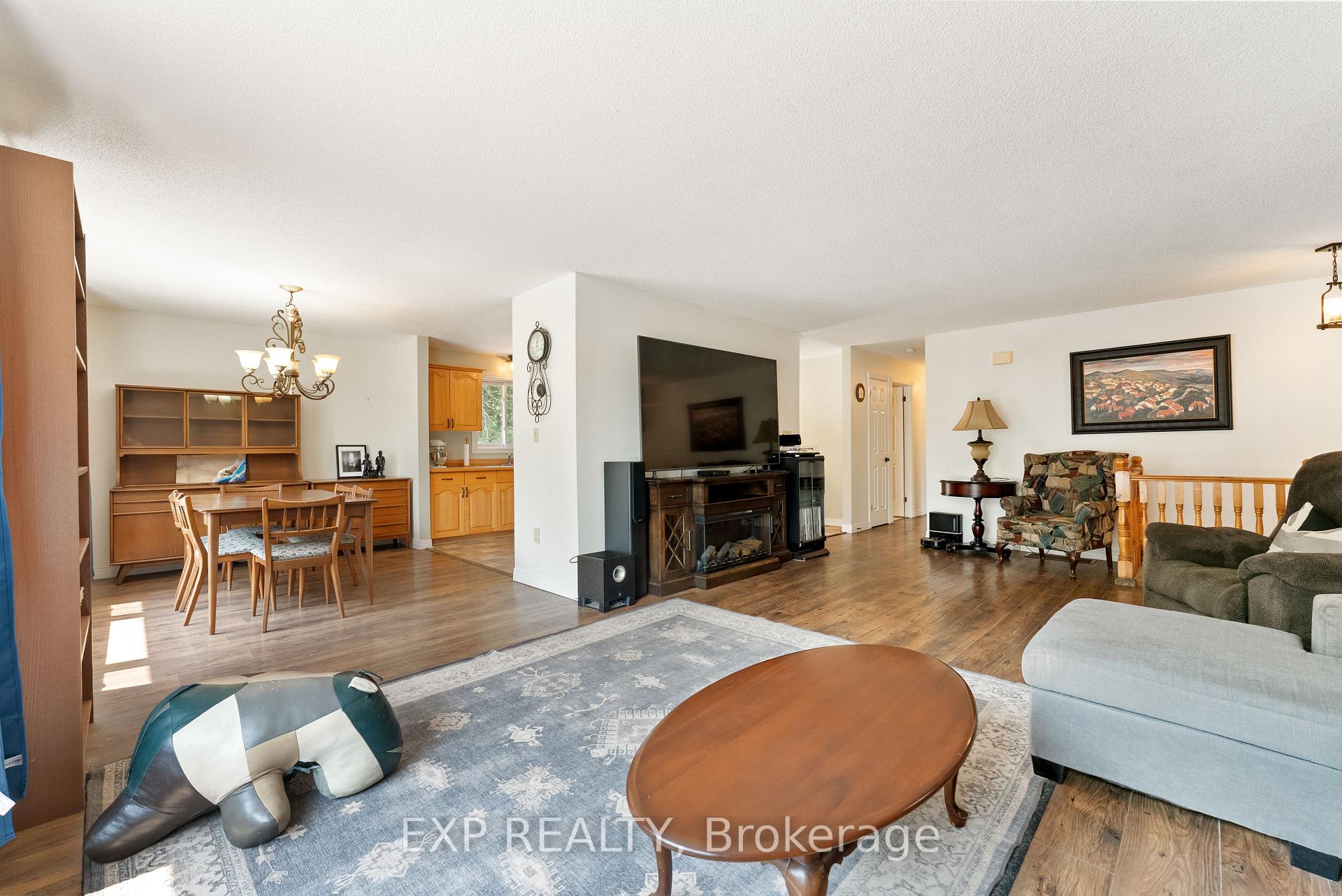Photo 9 of 2083 Melrose Road, Tyendinaga, Tyendinaga Township — HOMEH