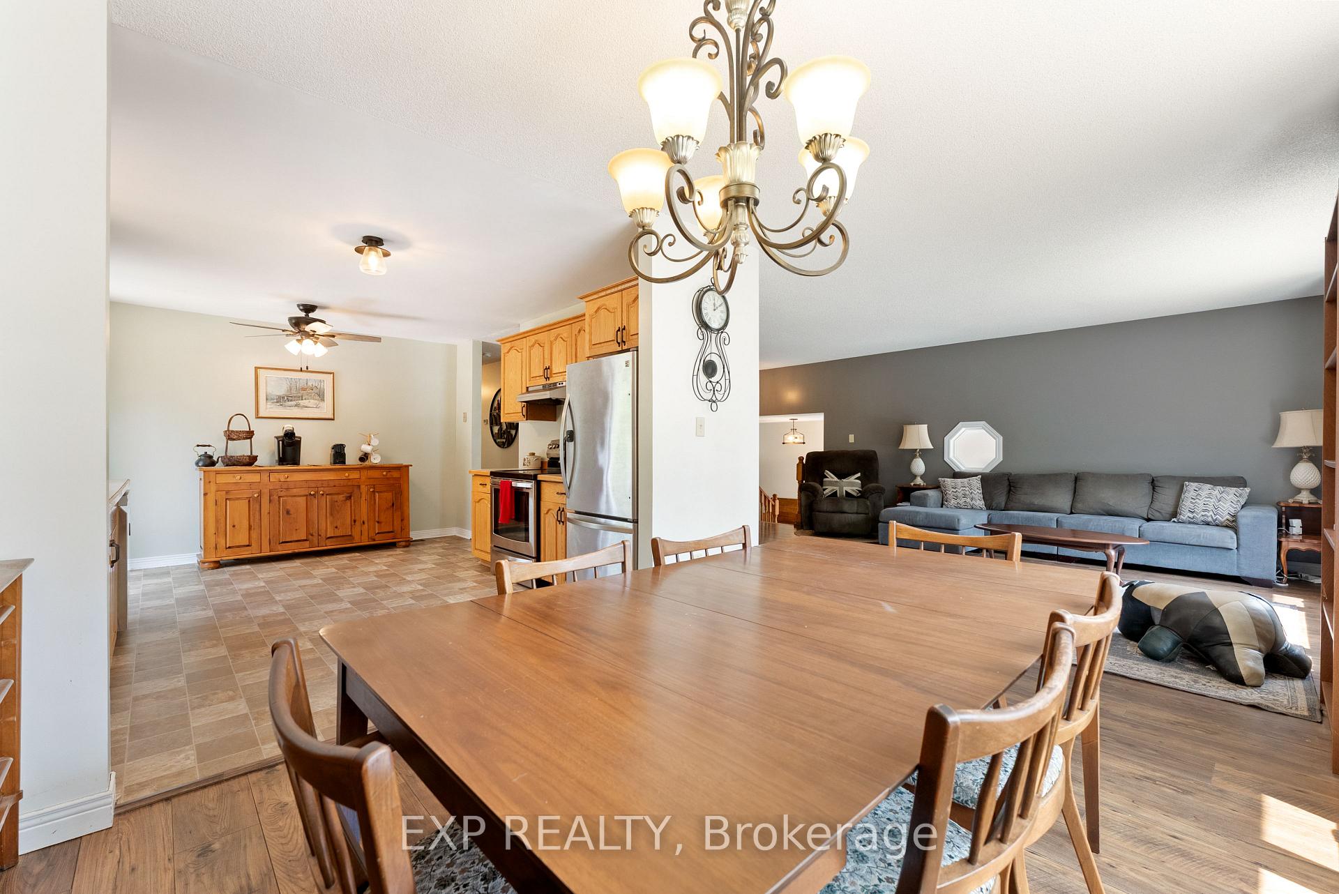 Photo 13 of 2083 Melrose Road, Tyendinaga, Tyendinaga Township — HOMEH