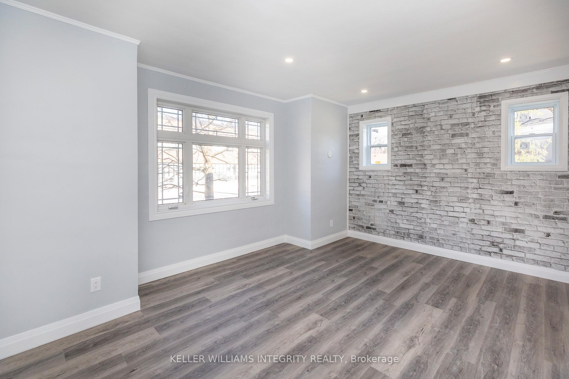 Photo 7 of Unit 1, 106 Harmer Avenue, Ottawa, Ottawa West — HOMEH
