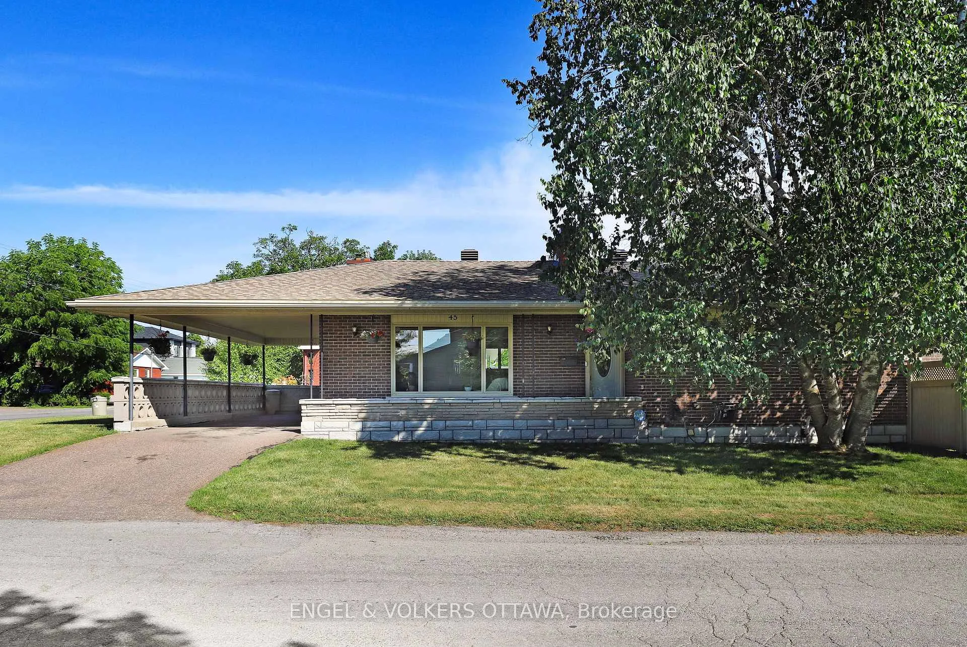 Photo 13 of 45 Thomas Street S, Arnprior — HOMEH