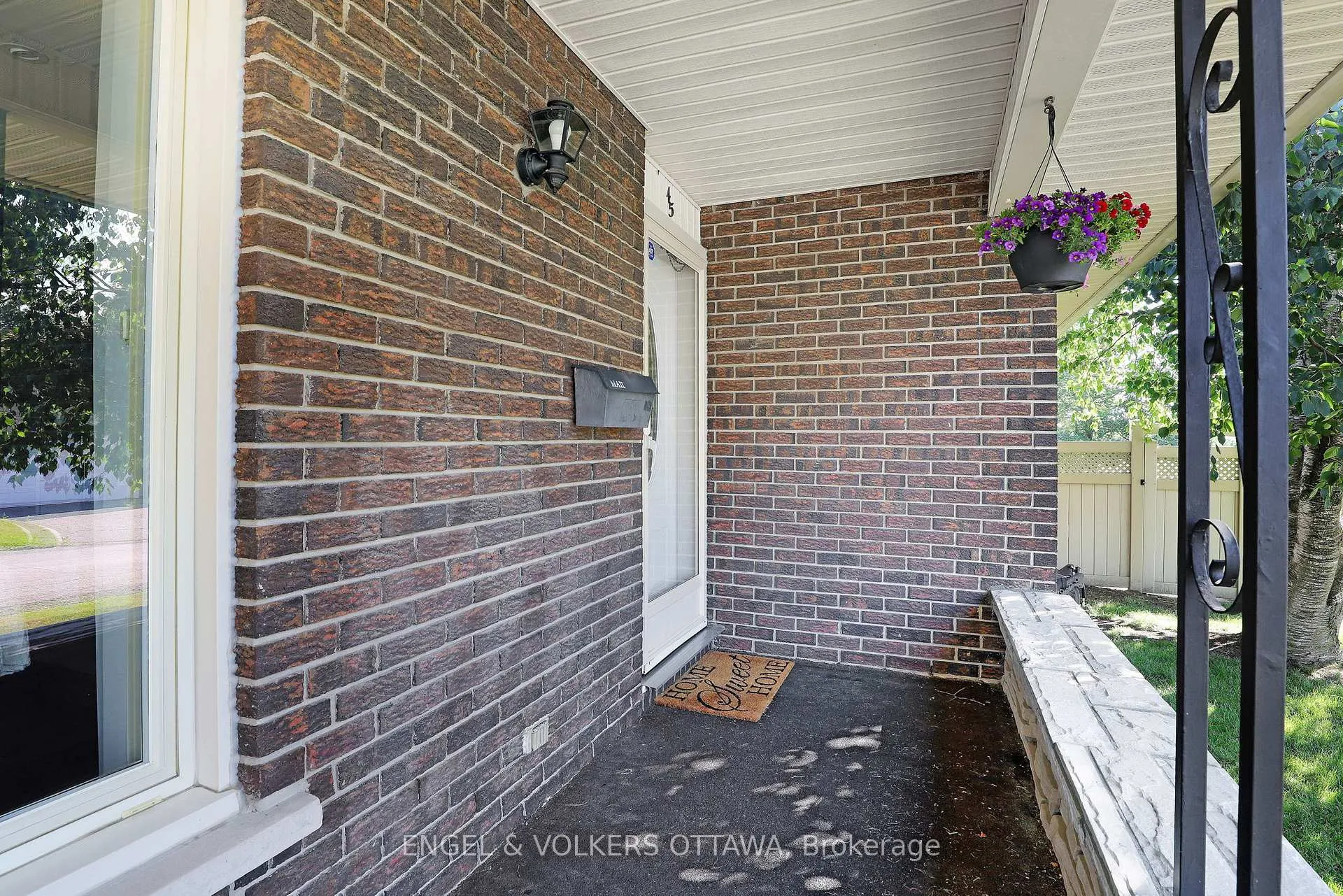 Photo 19 of 45 Thomas Street S, Arnprior — HOMEH