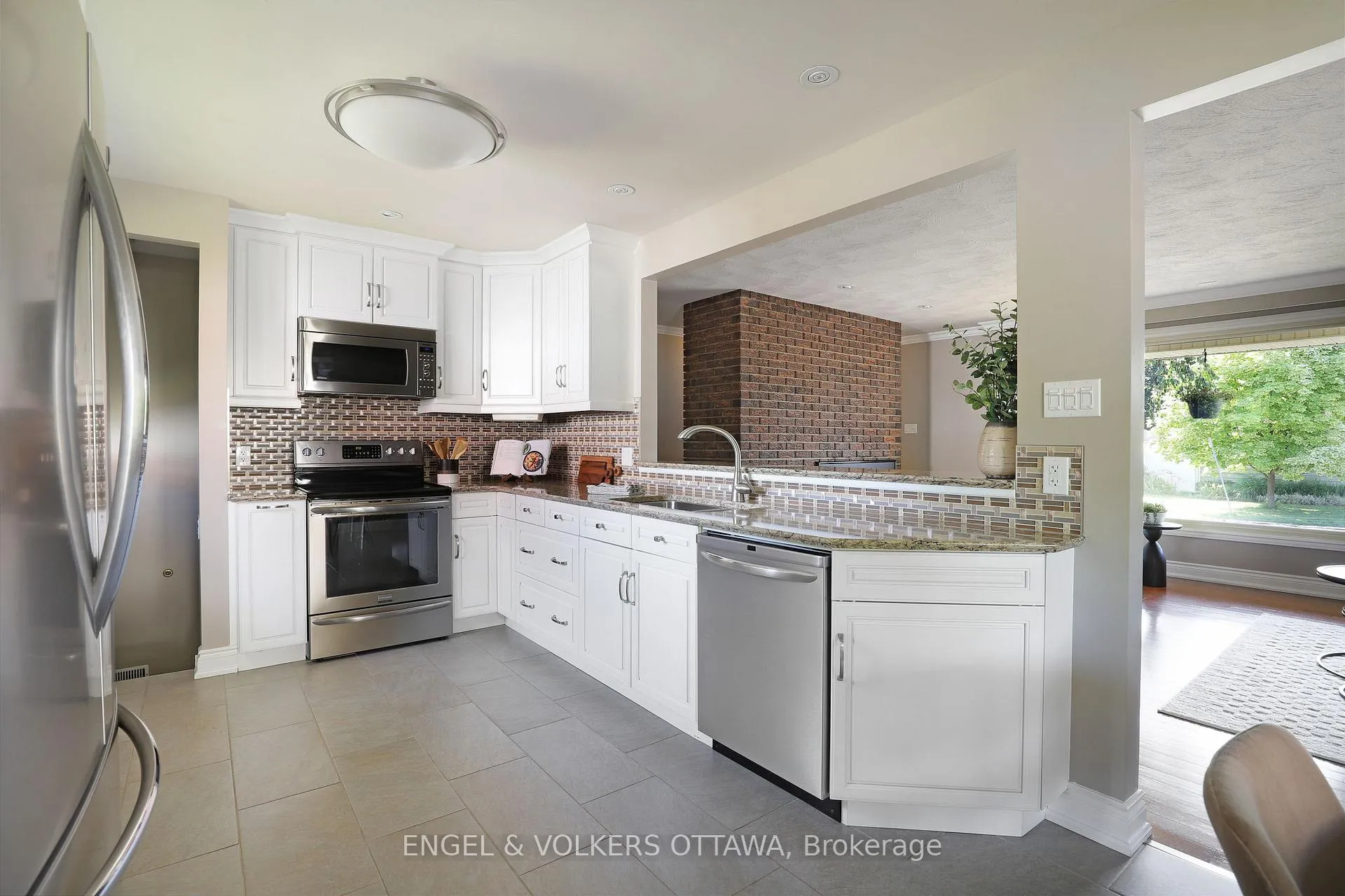 Photo 115 of 45 Thomas Street S, Arnprior — HOMEH