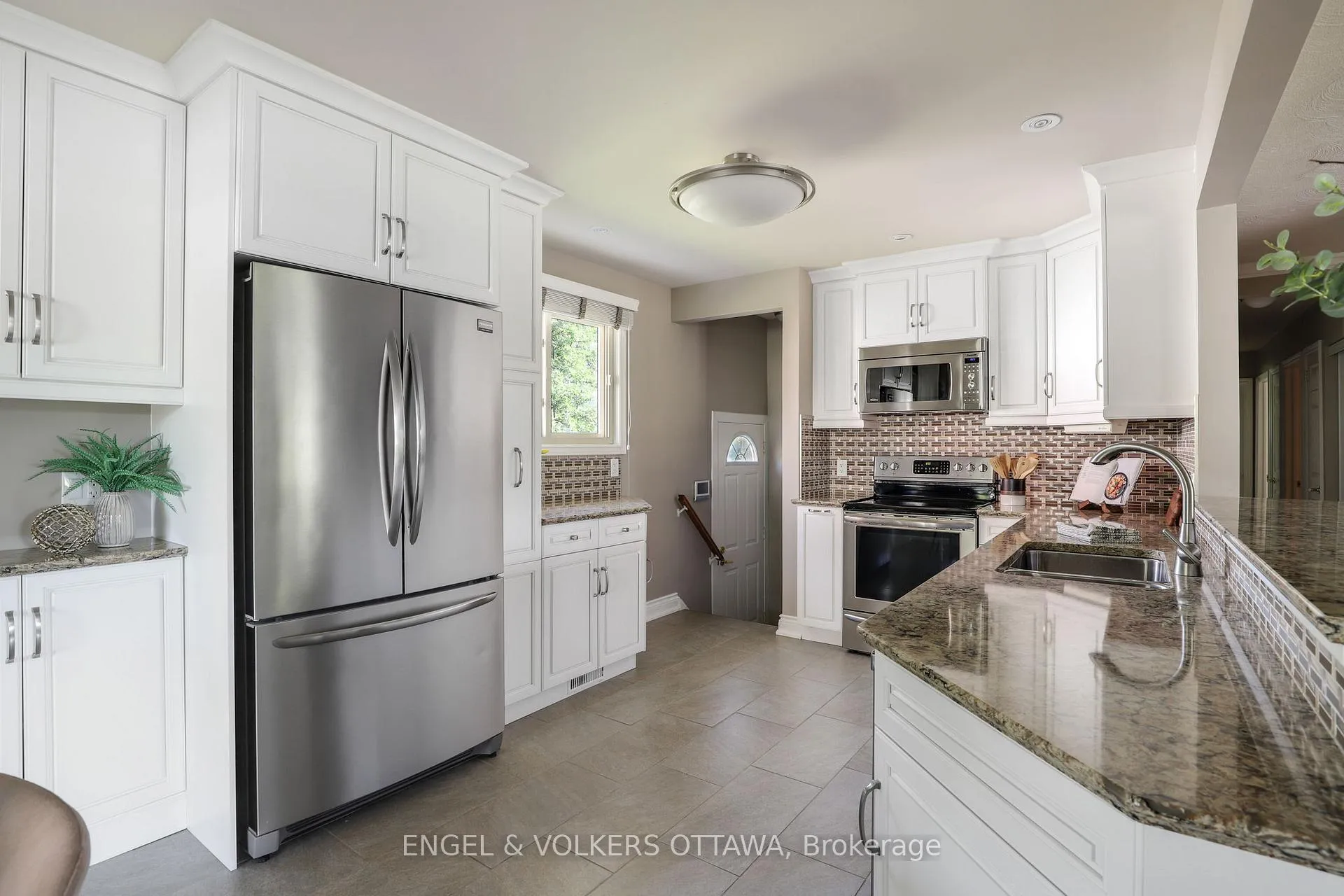 Photo 118 of 45 Thomas Street S, Arnprior — HOMEH