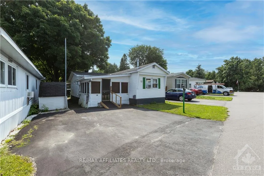 Photo 2 of 12 Pinewood Avenue, Beckwith, Beckwith Twp — HOMEH