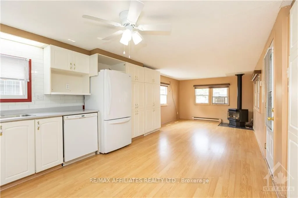 Photo 84 of 12 Pinewood Avenue, Beckwith, Beckwith Twp — HOMEH